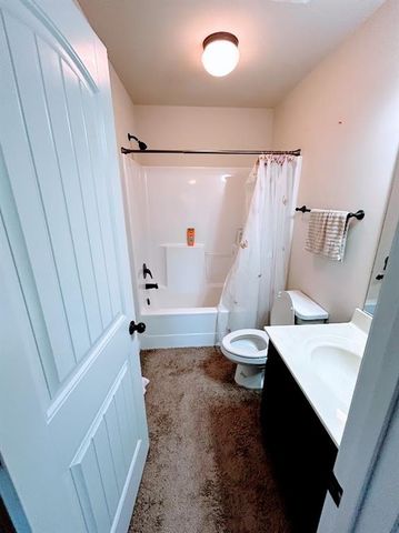 516 Georgia Circle, Loganville, GA 30052