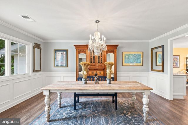 34994 WILLIAMS GAP RD, Round Hill, VA 20141