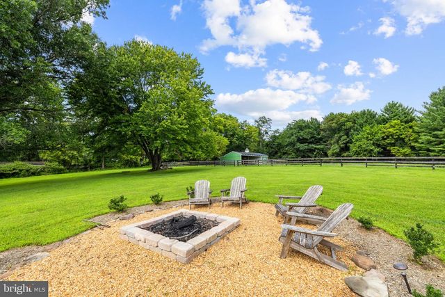 34994 WILLIAMS GAP RD, Round Hill, VA 20141