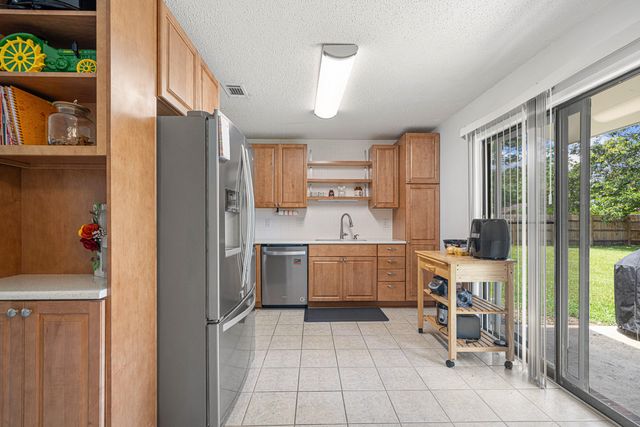 617 Schneider Drive, Fort Walton Beach, FL 32547