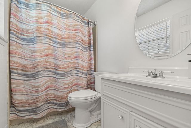 617 Schneider Drive, Fort Walton Beach, FL 32547