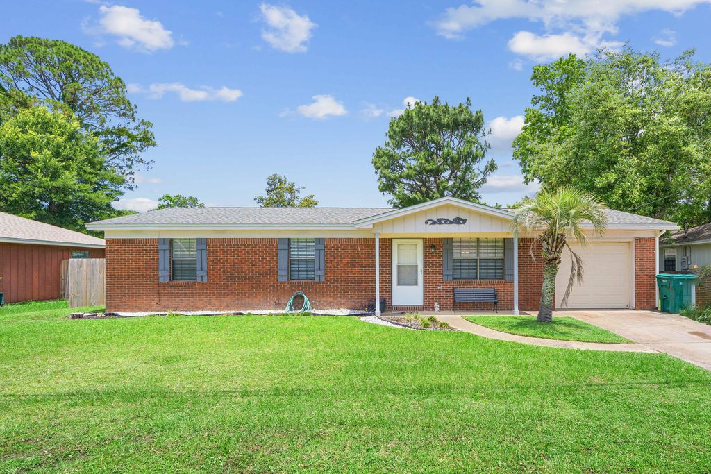617 Schneider Drive, Fort Walton Beach, FL 32547
