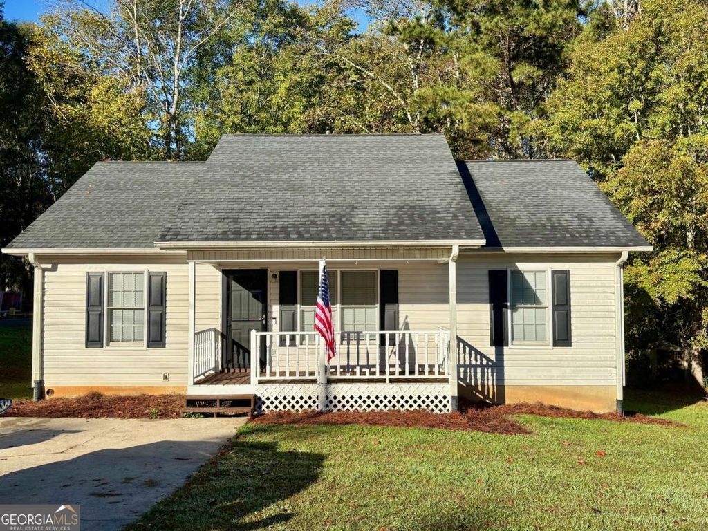208 Maple Street S, Dawsonville, GA 30534