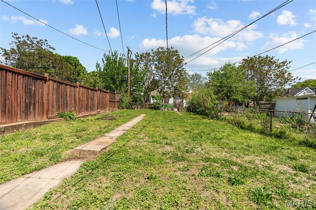 4147 Beethoven Avenue, St Louis, MO 63116