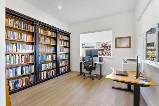 1756 Red Lake Way, Lincoln, CA 95648