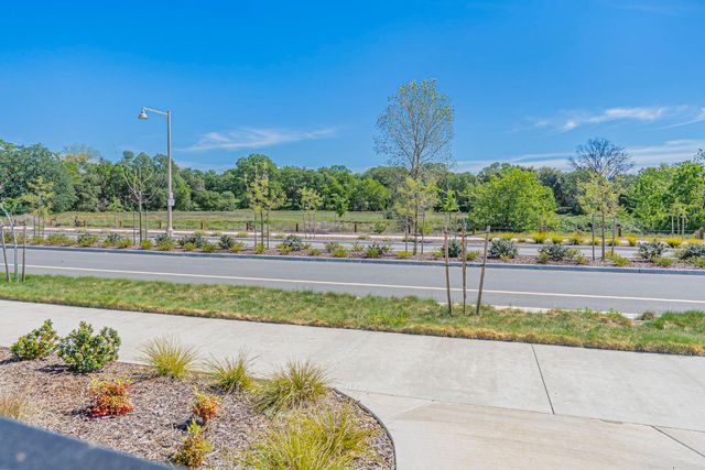 1756 Red Lake Way, Lincoln, CA 95648