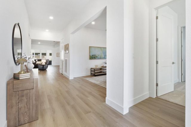 1756 Red Lake Way, Lincoln, CA 95648