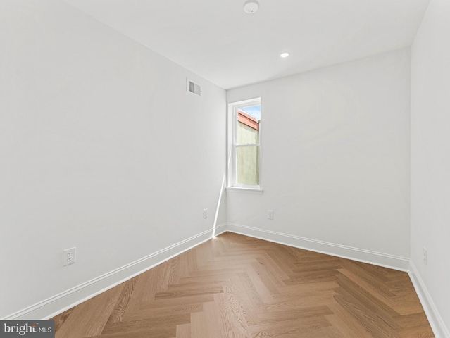 2005 S 9TH ST, Philadelphia, PA 19148
