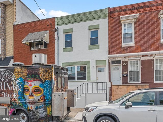 2005 S 9TH ST, Philadelphia, PA 19148