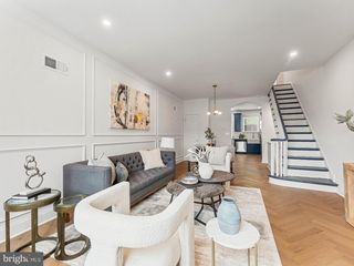 2005 S 9TH ST, Philadelphia, PA 19148