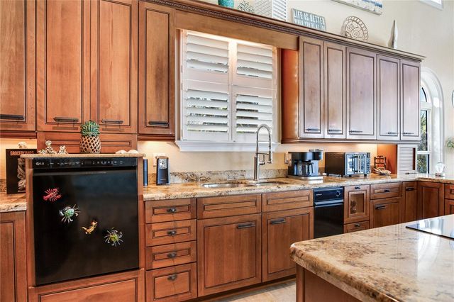 16480 REDINGTON DRIVE, Redington Beach, FL 33708