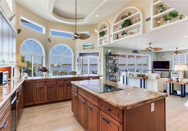 16480 REDINGTON DRIVE, Redington Beach, FL 33708