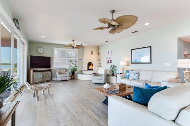 16480 REDINGTON DRIVE, Redington Beach, FL 33708