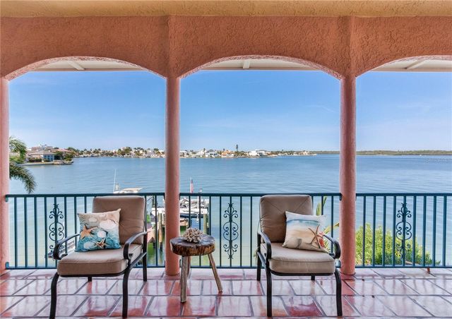 16480 REDINGTON DRIVE, Redington Beach, FL 33708