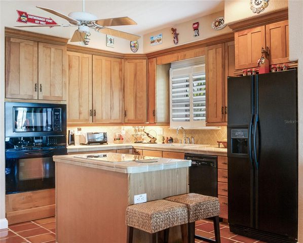 16480 REDINGTON DRIVE, Redington Beach, FL 33708