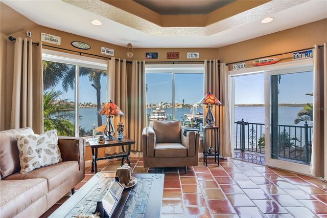 16480 REDINGTON DRIVE, Redington Beach, FL 33708