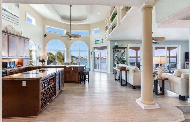 16480 REDINGTON DRIVE, Redington Beach, FL 33708