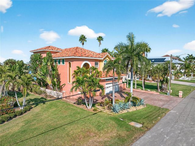16480 REDINGTON DRIVE, Redington Beach, FL 33708
