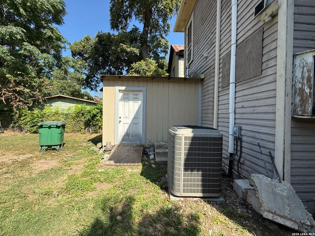 219 UPSON ST, San Antonio, TX 78212