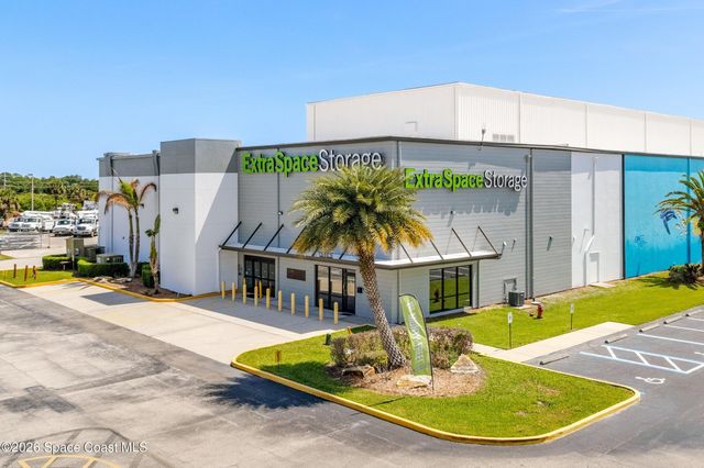 1557 Waldorf Circle NE, Palm Bay, FL 32905