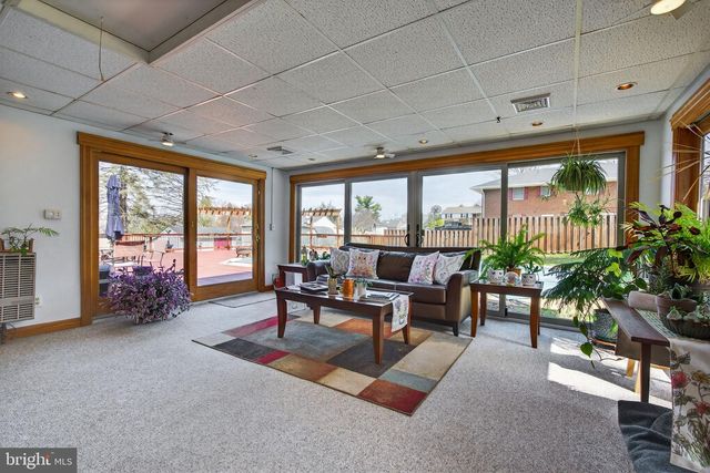165 APRIL LN, Dallastown, PA 17313