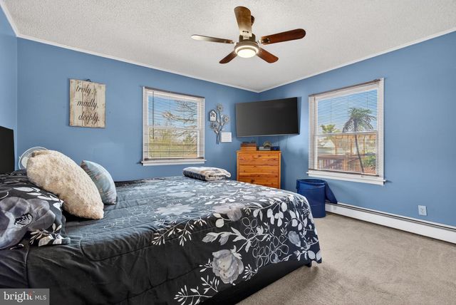 165 APRIL LN, Dallastown, PA 17313