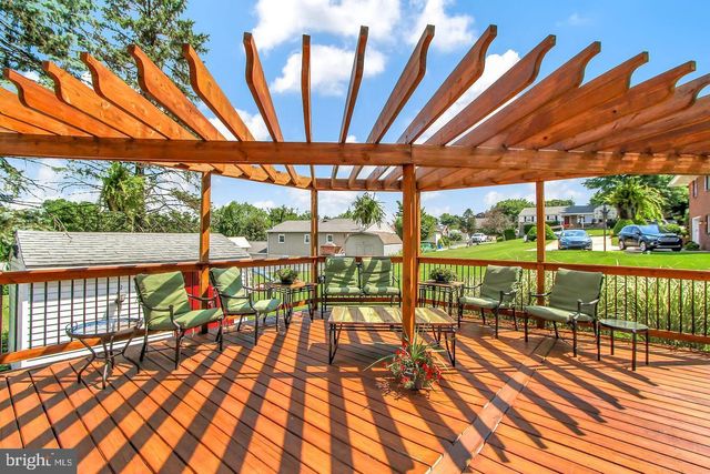 165 APRIL LN, Dallastown, PA 17313