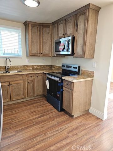 587 N Orange, Orange, CA 92867