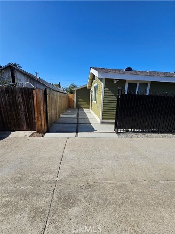 587 N Orange, Orange, CA 92867