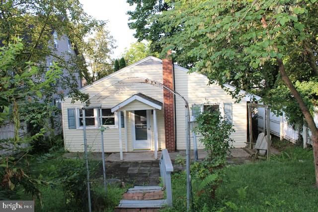 333 W 2ND ST, Waynesboro, PA 17268