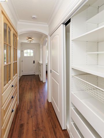 983 Seascape Cir, Rodeo, CA 94572