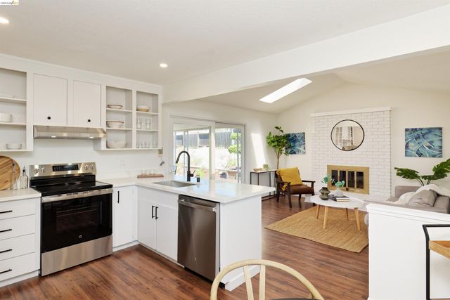 983 Seascape Cir, Rodeo, CA 94572