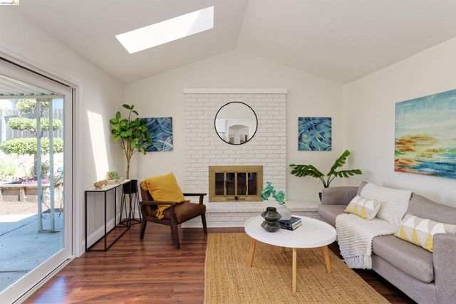 983 Seascape Cir, Rodeo, CA 94572