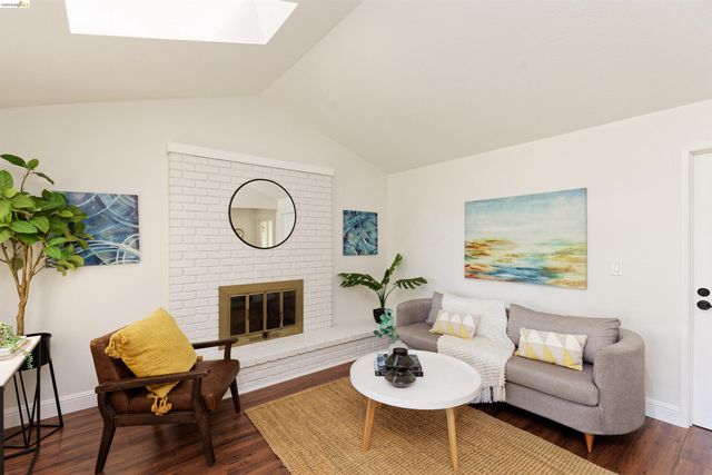 983 Seascape Cir, Rodeo, CA 94572