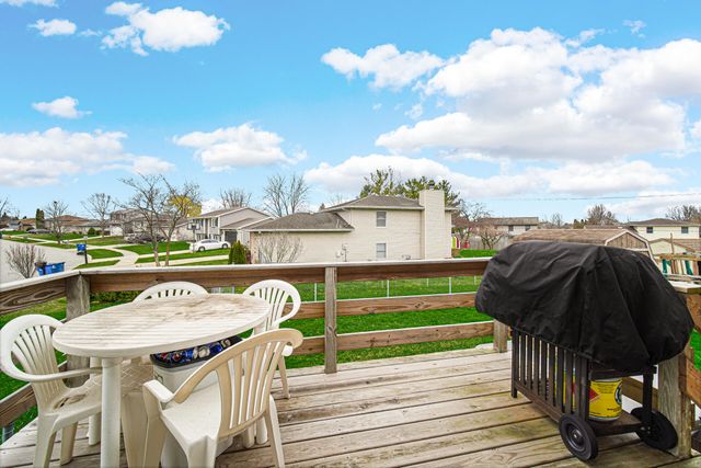 9931 Tyler Street, Crown Point, IN 46307