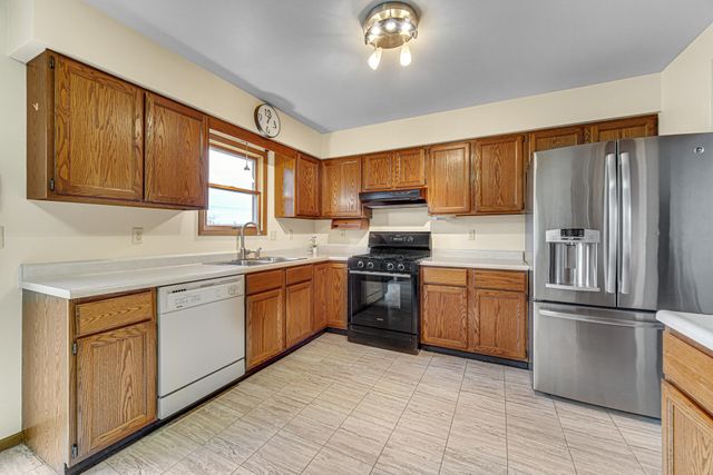 9931 Tyler Street, Crown Point, IN 46307
