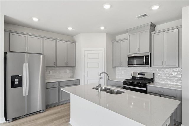102 Gibbon Way, Gray Court, SC 29645
