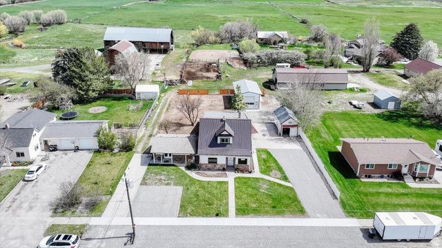 24 N 300 E, Franklin, ID 83237
