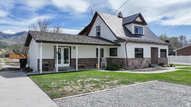 24 N 300 E, Franklin, ID 83237