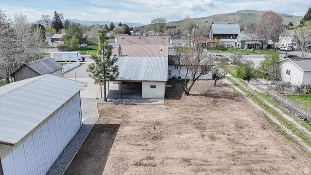 24 N 300 E, Franklin, ID 83237