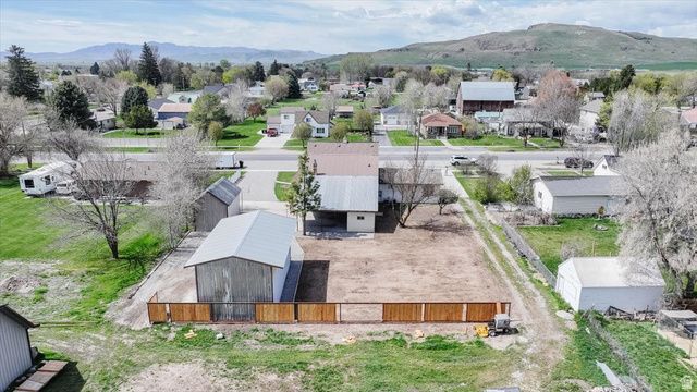 24 N 300 E, Franklin, ID 83237