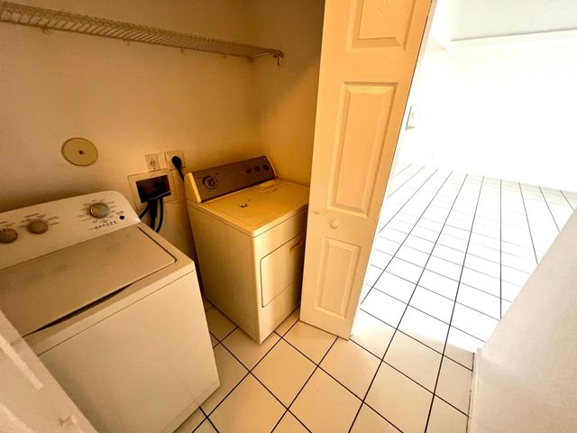 13711 Yarmouth Court, Wellington, FL 33414