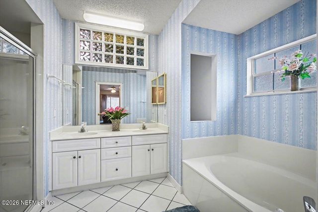 22 FARNUM Lane, Palm Coast, FL 32137