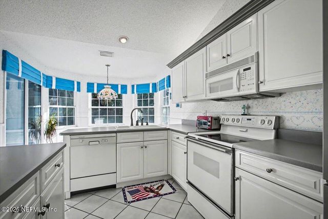 22 FARNUM Lane, Palm Coast, FL 32137