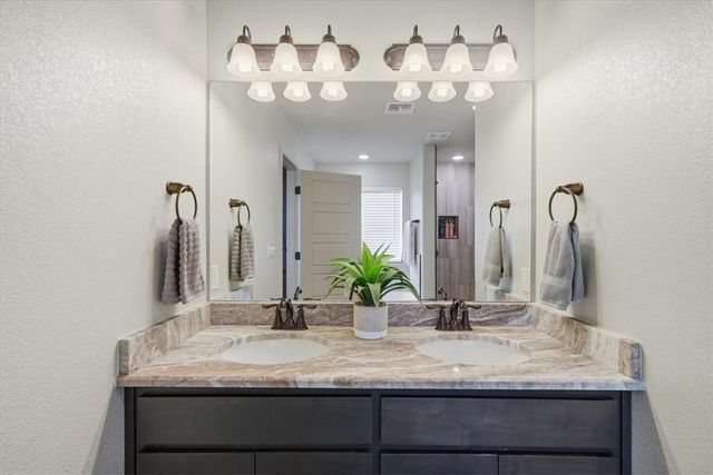 291 Kana Road, Sandia, TX 78383