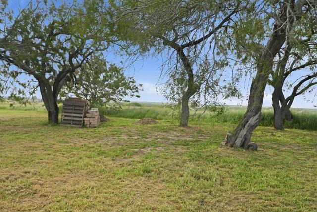 291 Kana Road, Sandia, TX 78383