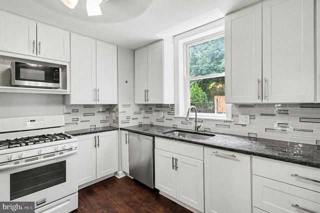 624 BRIDGE ST, Phoenixville, PA 19460