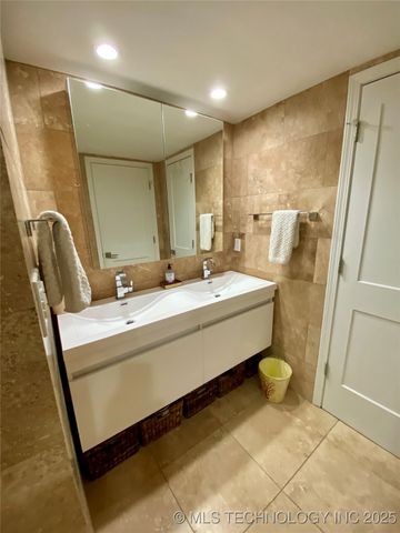 410 W 7th Street 1824, Tulsa, OK 74119