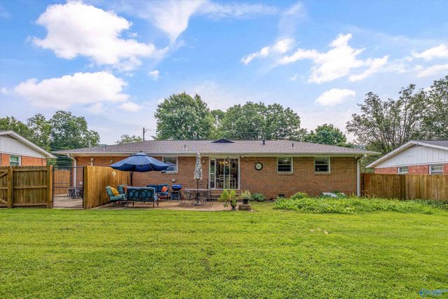 2311 Giles Drive, Huntsville, AL 35811