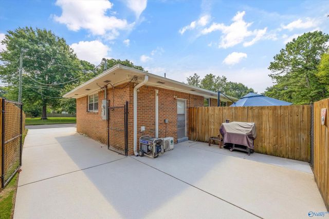 2311 Giles Drive, Huntsville, AL 35811